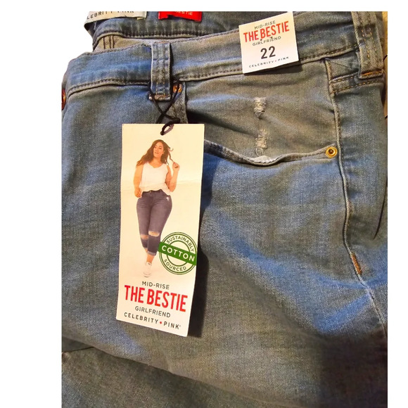 Celebrity Pink The Bestie Girlfriend Cuffed Distressed Cropped Plus Size 22 - Picture 2 of 2